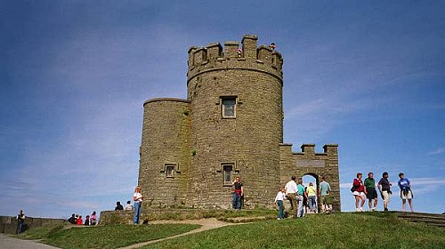 moher04.jpg (35412 bytes)