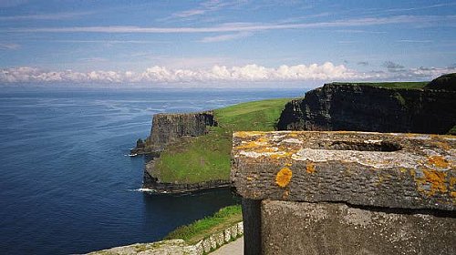 moher08.jpg (40362 bytes)